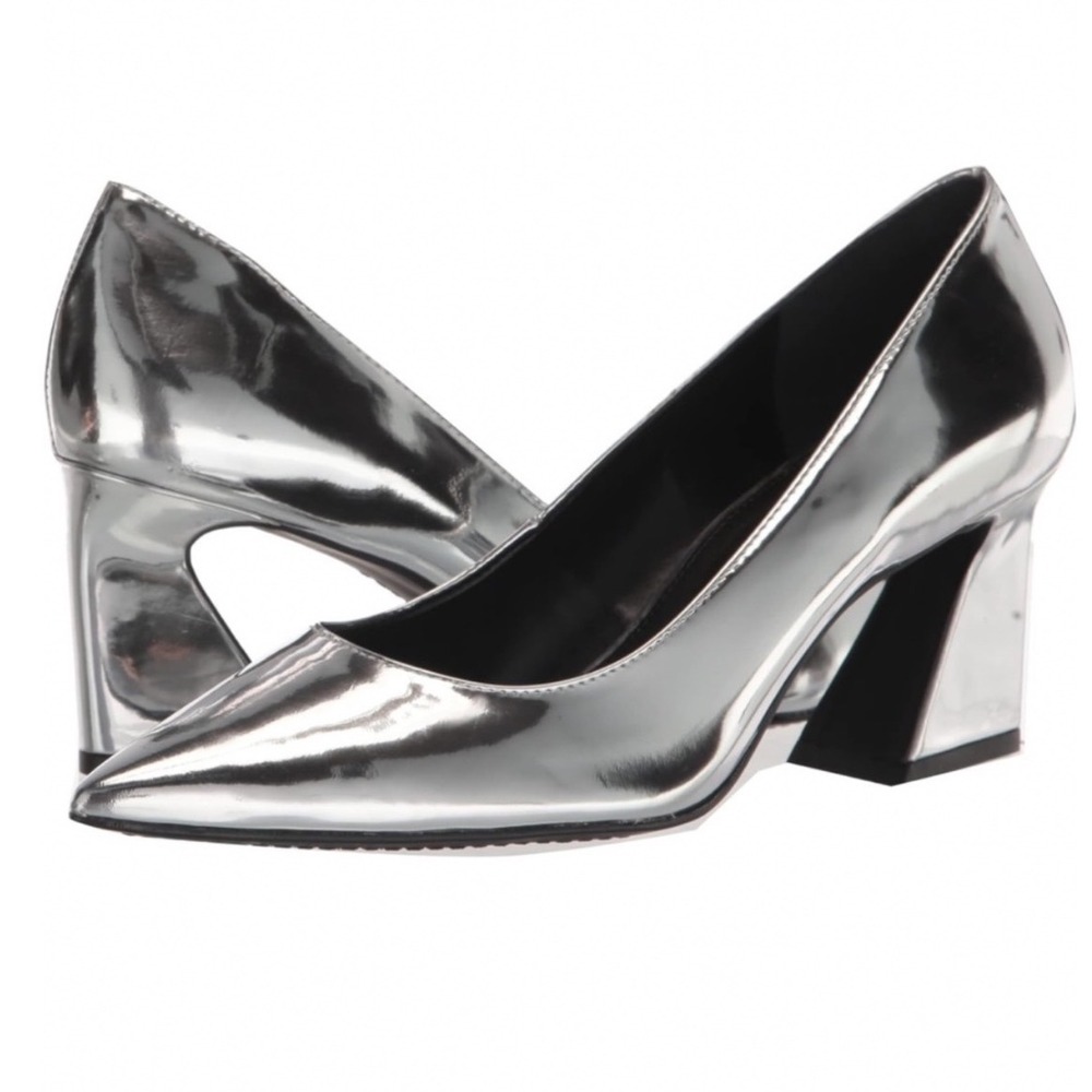 Vince Camuto Hailenda Pump Women 7 Silver Metallic Leather Flared Block Heel